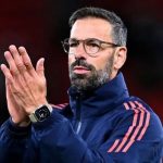 Nistelrooy to lead Man United ahead of Chelsea clash