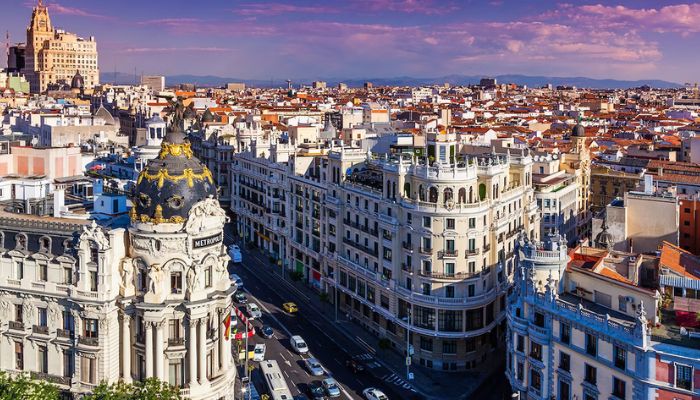 Top 14 English-speaking countries for expats for 2024