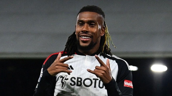 Lineker hails Iwobi's stellar form at Fulham