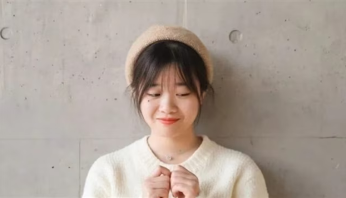 Luo Fuli, 29, the researcher behind DeepSeek's rise in the AI industry