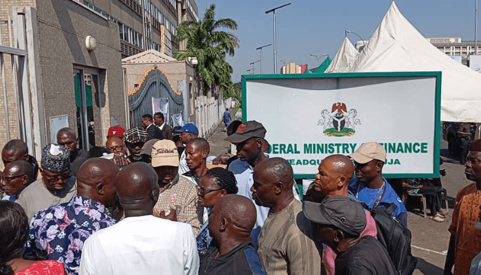 Retired military personnel protest in Abuja