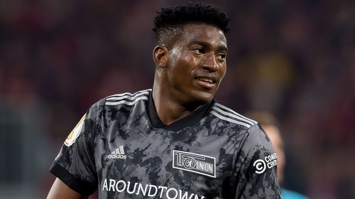 Forest manager Espirito Santo dismisses Taiwo Awoniyi exit rumours