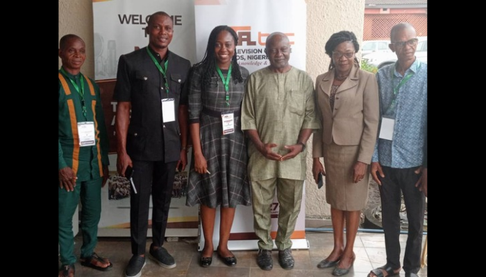 Federal information officers