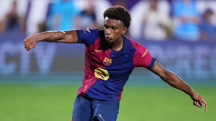 Man United plot €40m bid for Barcelona’s Alejandro Balde