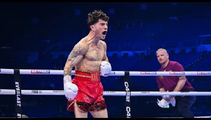 Boxer dies a week after title fight defeat