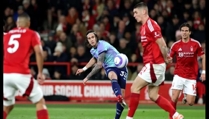 Arsenal’s title hopes fade further after goalless draw at Nottingham Forest