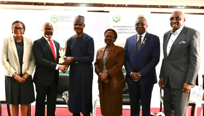 Brokerage fraternity