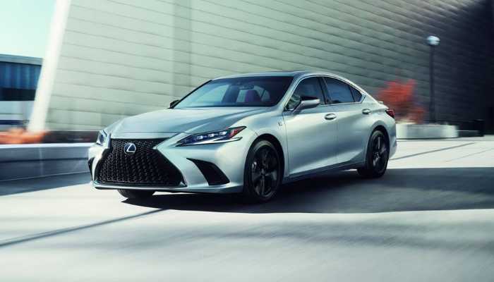 Lexus ES Hybrid 2025