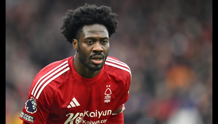 Liverpool and Man City battle for Ola Aina's signature