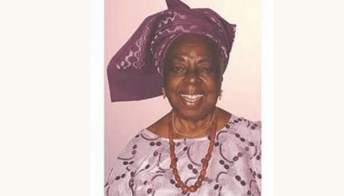 AdetowunOmolara Ogunseye 