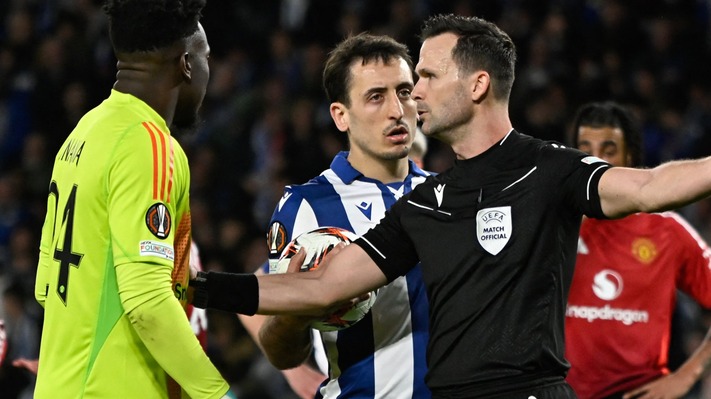 Europa League: Oyarzabal penalty earns point for Real Sociedad against Man United
