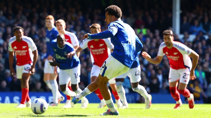 Arsenal’s title hopes fade after 1-1 draw at Everton