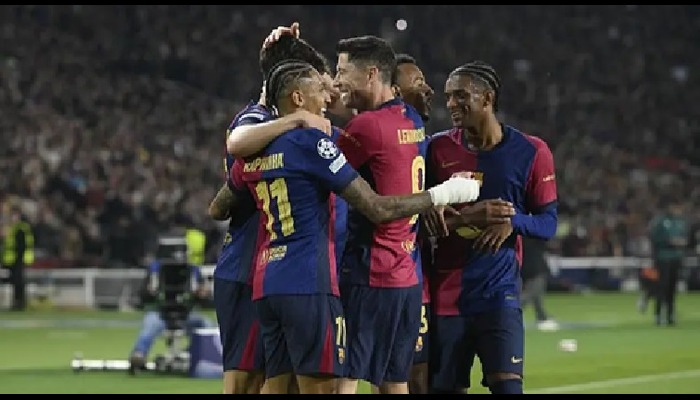 Flick fires warning as Barcelona crush Dortmund 4-0 in Champions League