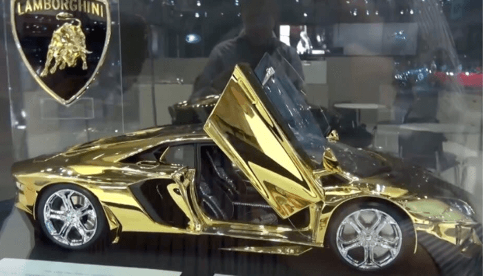 Lamborghini Aventador Gold Edition