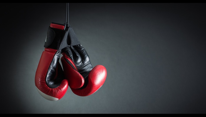 Azeez to battle Oyakojo in super featherweight bout at GOtv Boxing Night 33