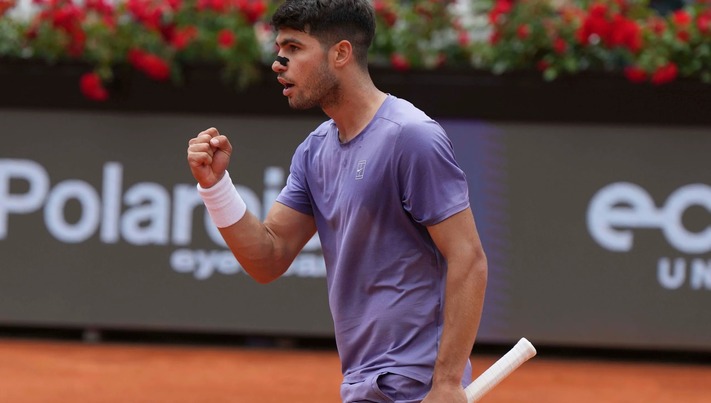 Italian Open: Alcaraz dumps Khachanov to reach quarter-finals