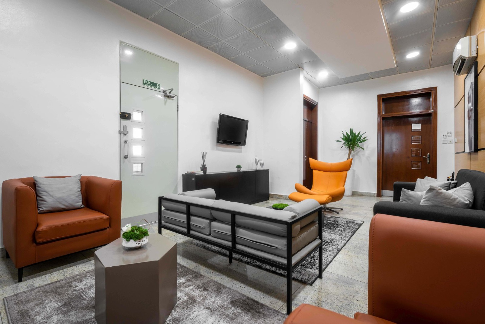 Oak and Teak Interiors