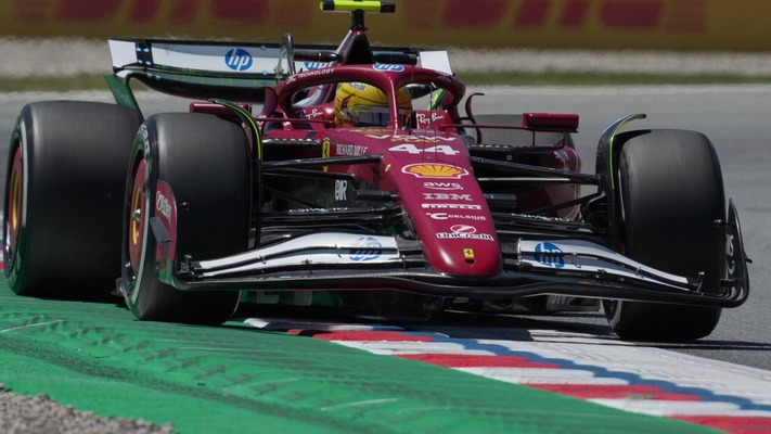 F1: Lewis Hamilton's Spanish GP struggles spark age debate