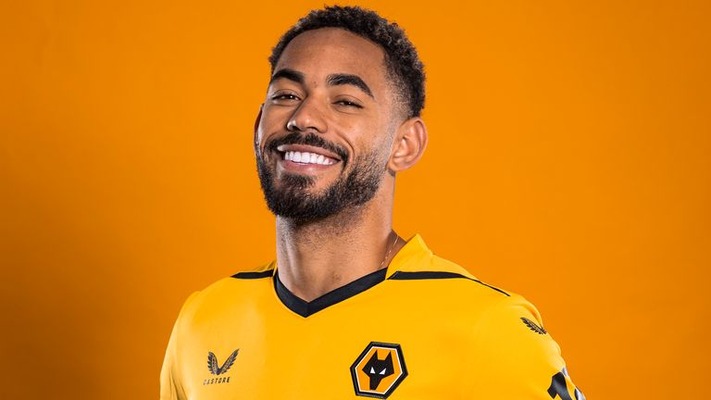 Man United complete £62.5m signing of Brazil forward Matheus Cunha from Wolves