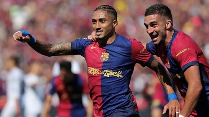 Barcelona beat Real Madrid in thrilling Clasico as Mbappe's hat-trick falls short