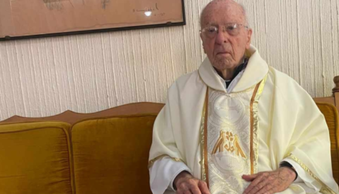 Bishop José de jesús Sahagún de la Parra