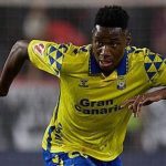 Chelsea complete £18m signing of Sporting midfielder Dário Essugo