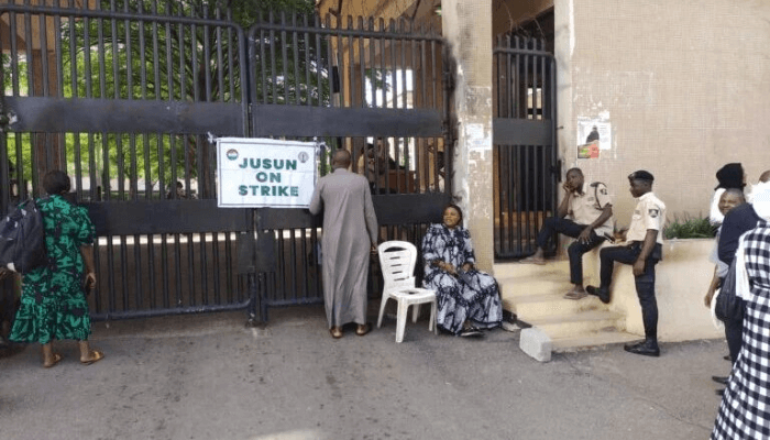 Judiciary workers strike