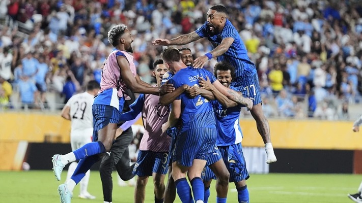 FIFA Club World Cup: Al-Hilal stun Man City to reach quarter-finals