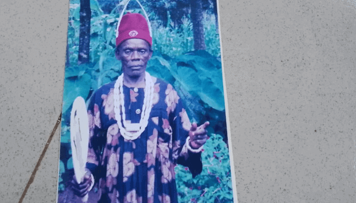 Mr. Boniface Ọsssai ( Life Ọyịma)