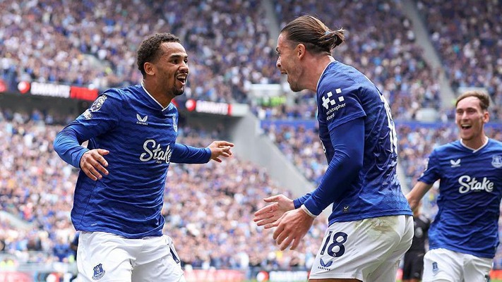 Everton mark Hill Dickinson Stadium debut with 2-0 win over Brighton