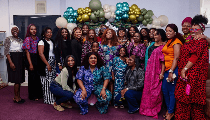 AmalaHangOutWithTolu