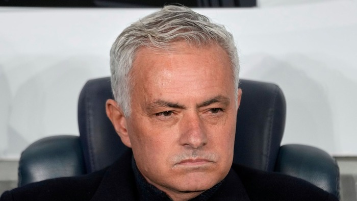 Jose Mourinho linked with sensational return to Benfica