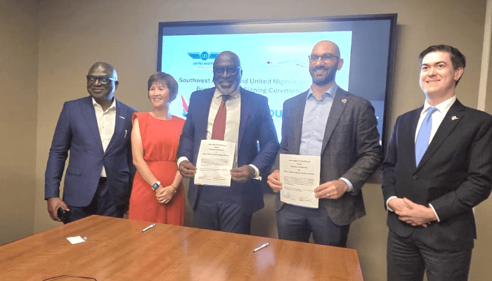 United Nigeria Boeing 737-800 acquisition deal