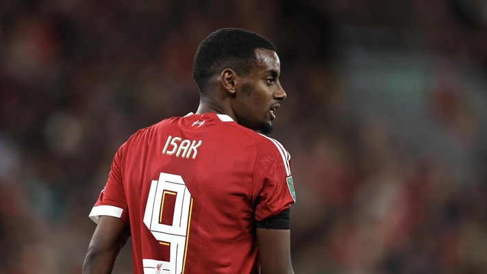 Slot backs Isak to find form at Liverpool