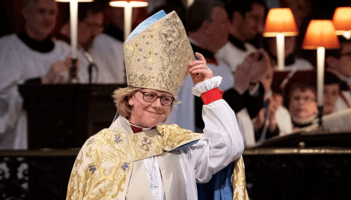 Sarah Mullally becomes first woman Archbishop of Canterbury