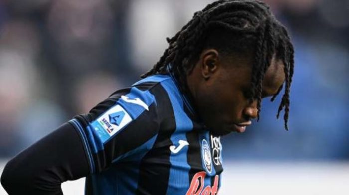 Ademola Lookman in touchline bust-up with Atalanta manager Juric