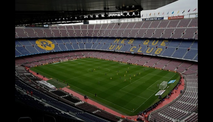 Barcelona sell out 23,000 tickets for first training at new Camp Nou