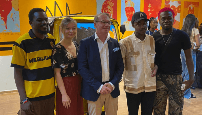 Mara Mania exhibition