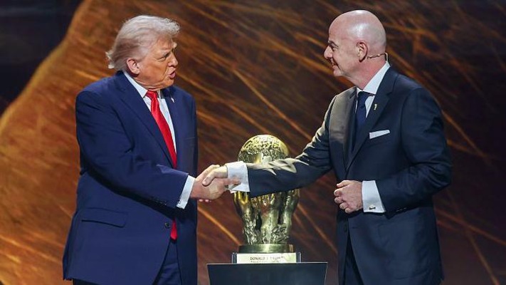 Human rights group accuses Infantino of ethics breach in Trump’s FIFA Peace Prize award