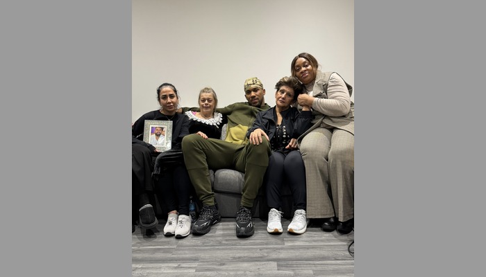 Anthony Joshua pays emotional tribute to late friends Ghami and Ayodele